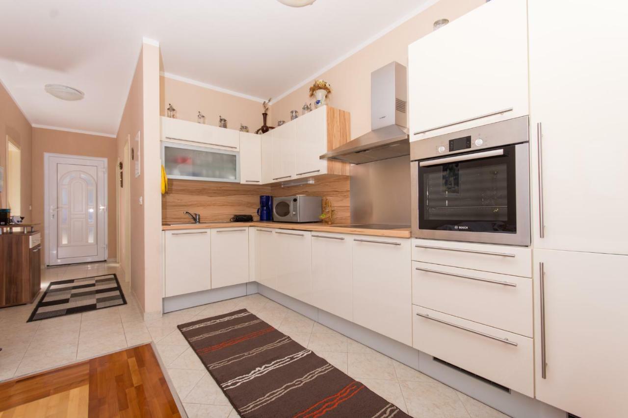 Luxury Apartment L&A Trogir Exterior foto